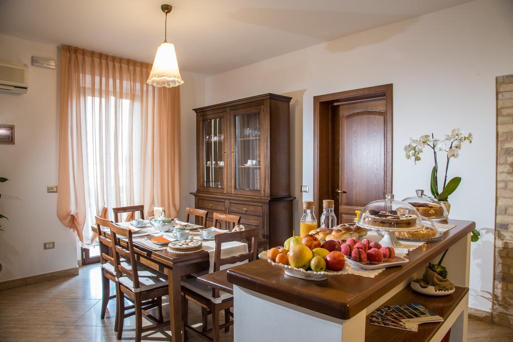 B&B Casa Cavour San Benedetto del Tronto Ngoại thất bức ảnh